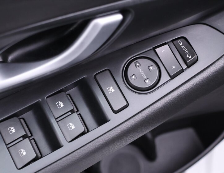 Hyundai i30 Kombi 1,5 l 118 kw