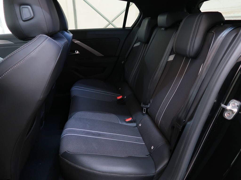 Opel Astra Hatchback 1,2 l 96 kw