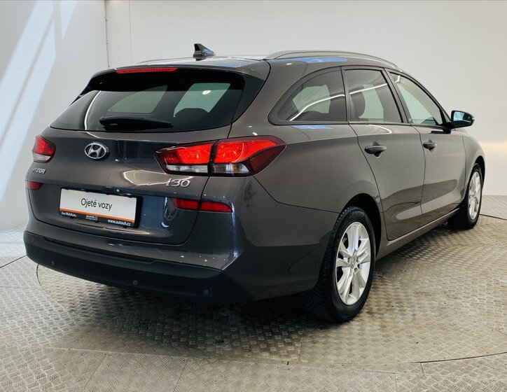 Hyundai i30 Kombi 1,4 l 103 kw