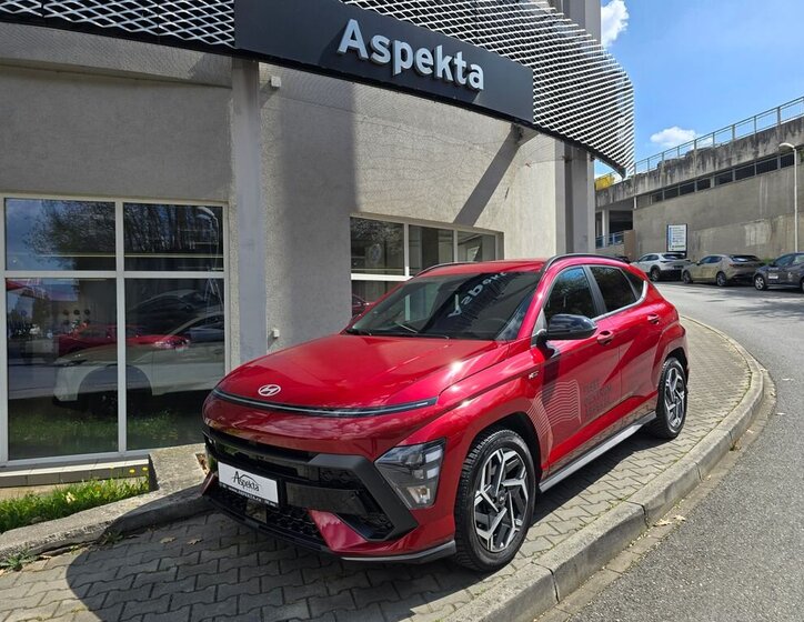 Hyundai Kona SUV / Terénní 1,6 l 125 kw