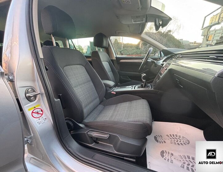 Volkswagen Passat Kombi 2,0 l 110 kw