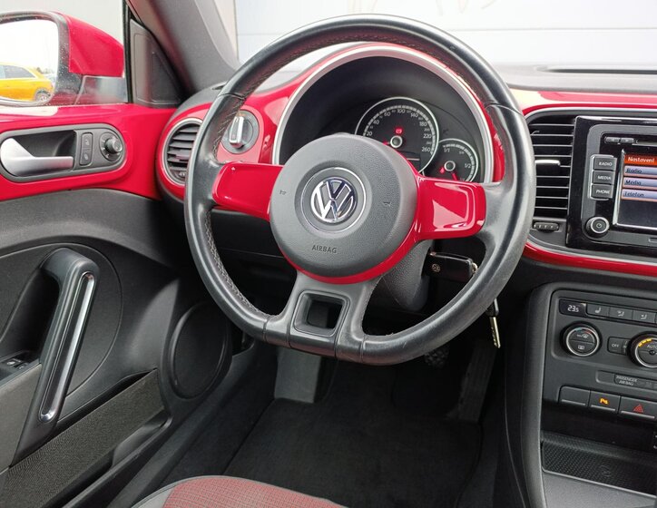 Volkswagen Beetle Kabriolet 1,2 l 77 kw