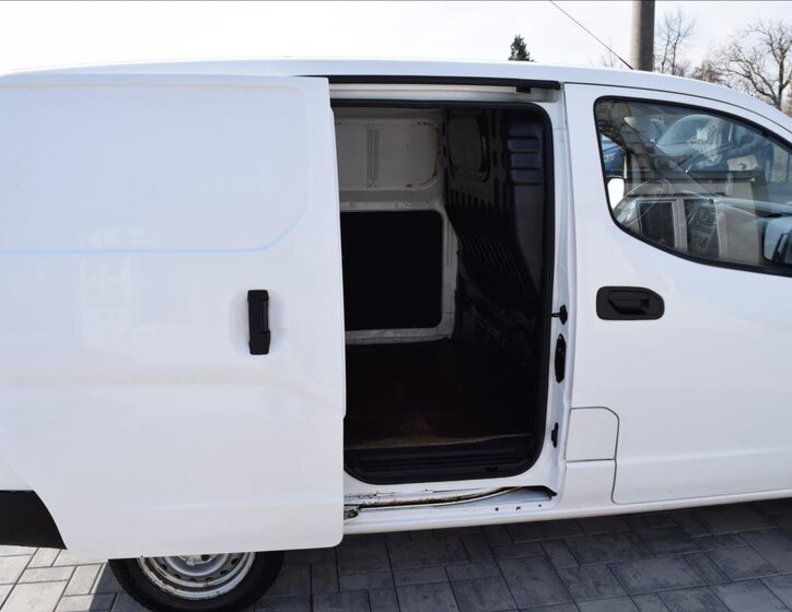 Nissan NV200 MPV 1,6 l 81 kw