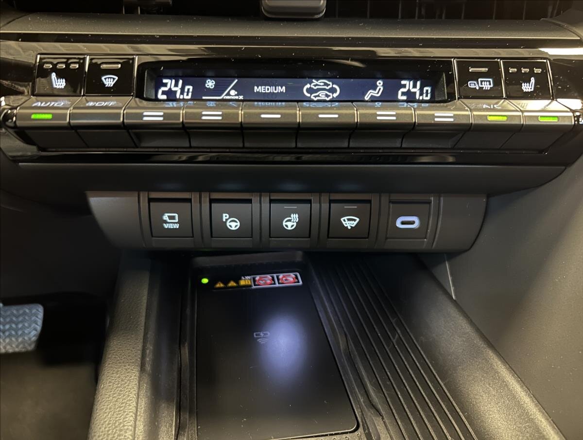 Toyota C-HR Hatchback 2,0 l 112 kw