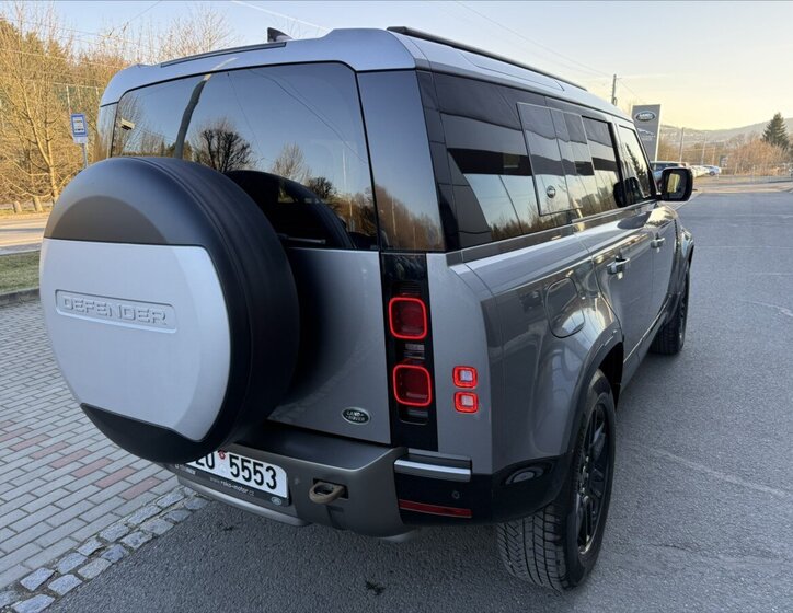 Land Rover Defender SUV / Terénní 3,0 l 183 kw