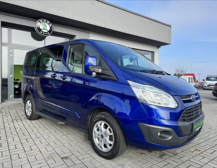 Ford Tourneo 4