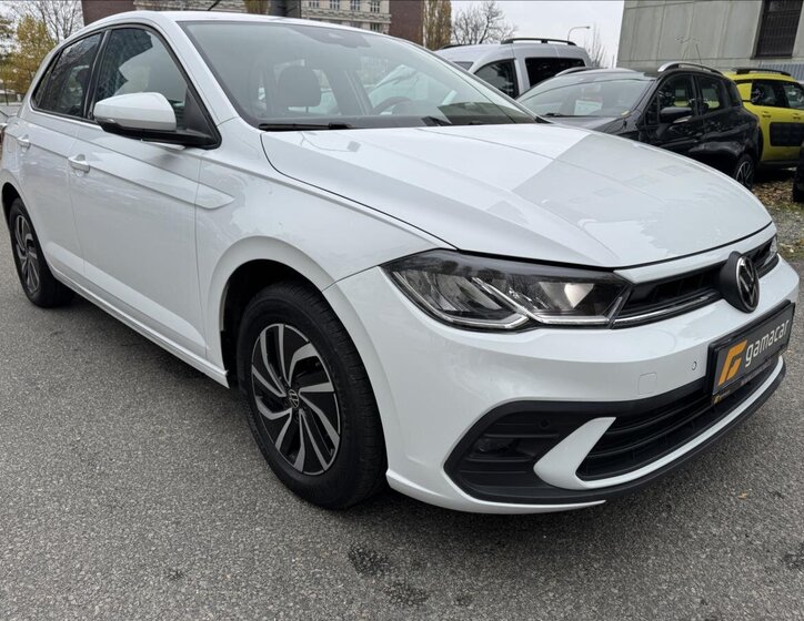 Volkswagen Polo Hatchback 999,0 70 kw