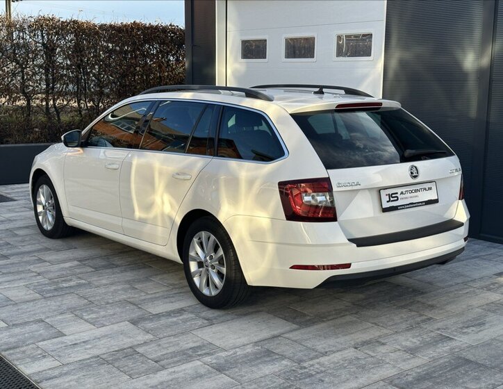 Škoda Octavia 8