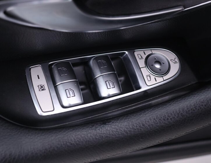 Mercedes-Benz Třídy E Kombi 2,9 l 250 kw