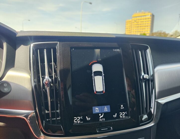 Volvo V90 Kombi 2,0 l 140 kw