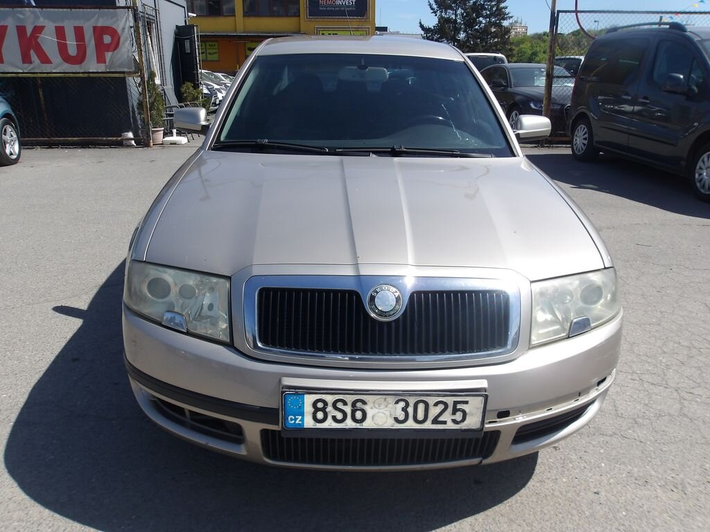 Škoda Superb Sedan / Limuzína 1,9 l 96 kw