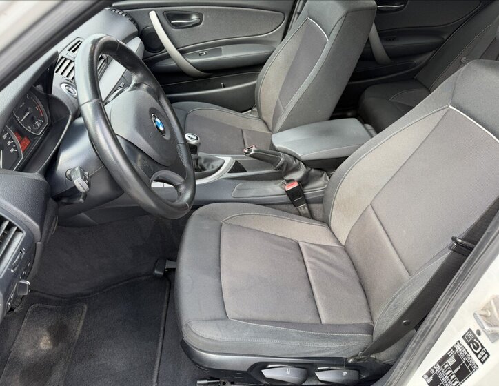 BMW Řada 1 Hatchback 2,0 l 105 kw