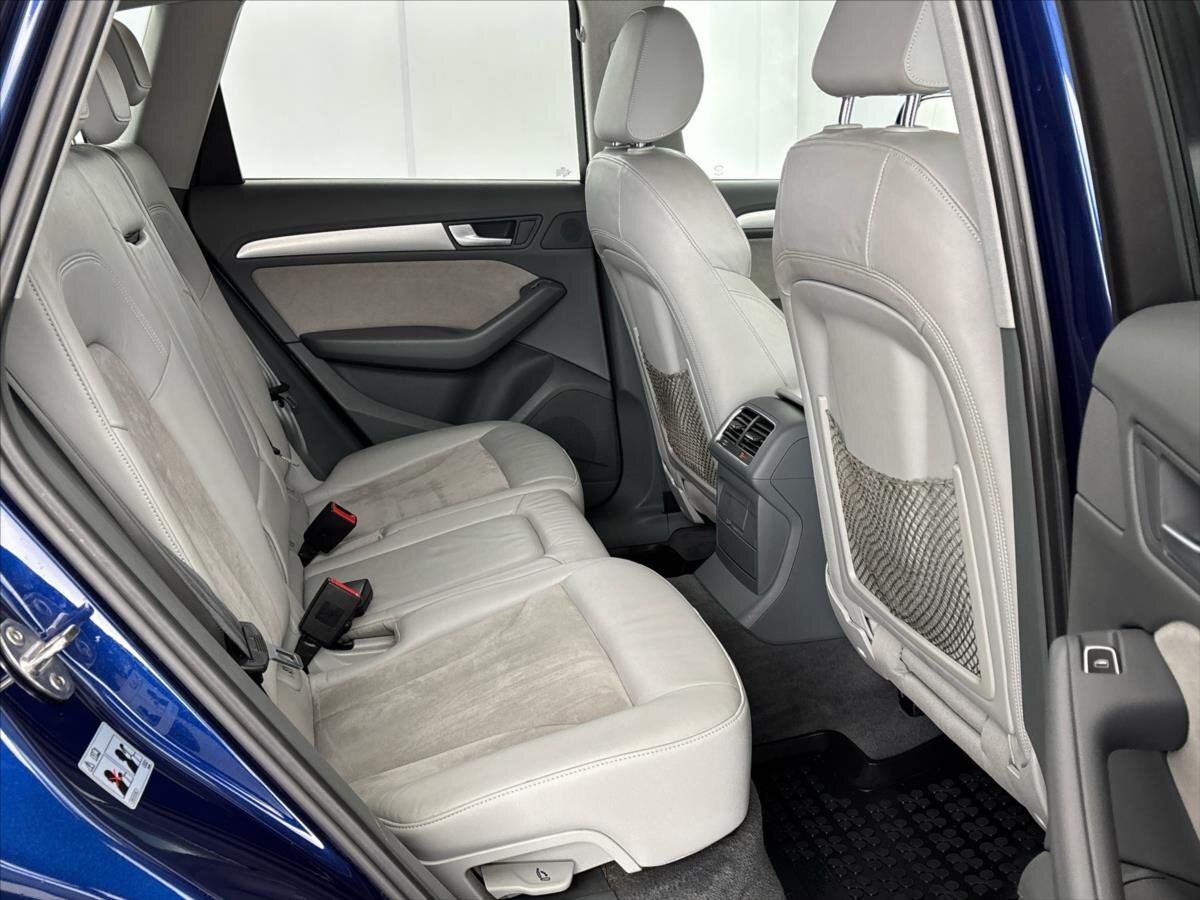 Audi Q5 SUV / Terénní 2,0 l 130 kw