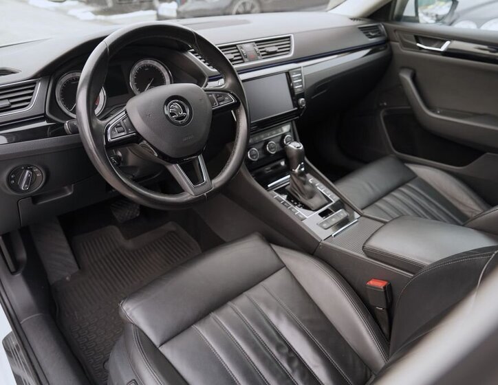 Škoda Superb Sedan 2,0 l 140 kw