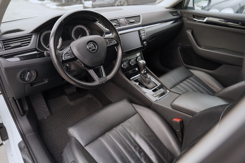 Škoda Superb Sedan 2,0 l 140 kw