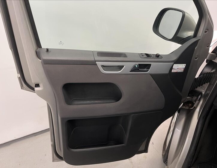 Volkswagen Multivan MPV 2,0 l 132 kw