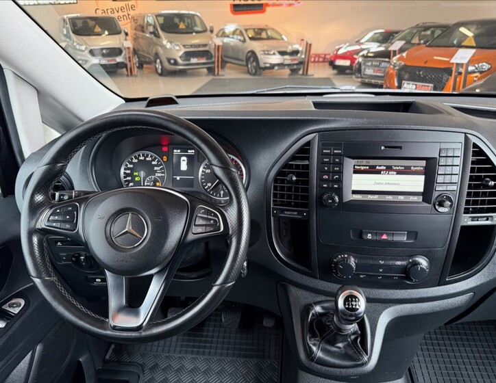 Mercedes-Benz Vito 14