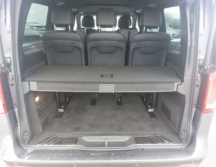 Mercedes-Benz Třídy V 12