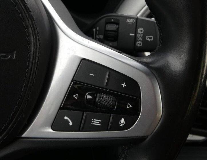 BMW X3 SUV / Terénní 2,0 l 140 kw