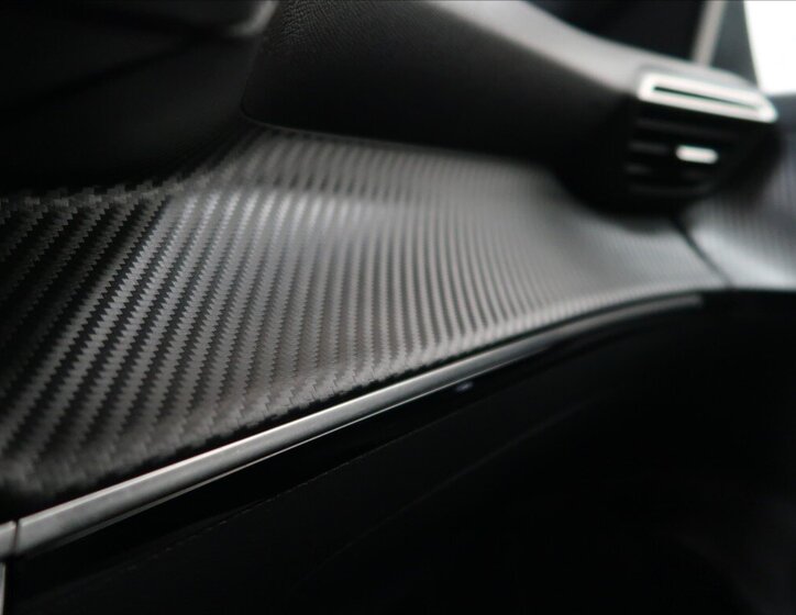 Peugeot 2008 Hatchback 1,2 l 96 kw