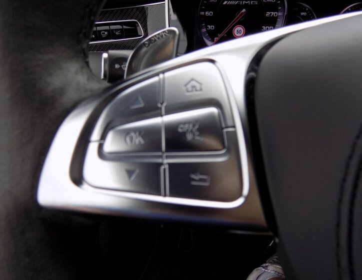 Mercedes-Benz Třídy S Ostatní 5,5 l 430 kw