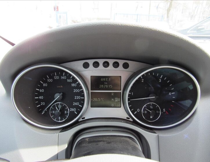 Mercedes-Benz Třídy M SUV / Terénní 3,0 l 165 kw