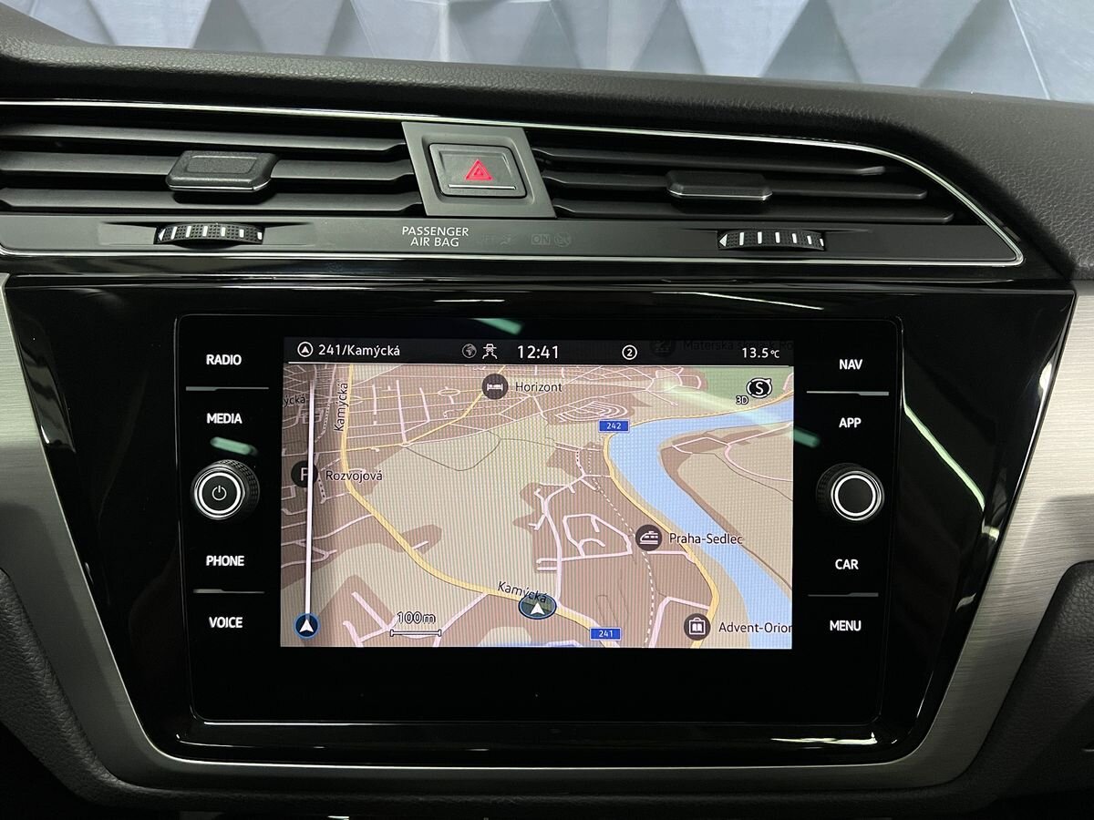 Volkswagen Touran Ostatní 1,5 l 110 kw