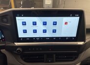 Volkswagen Caravelle 9