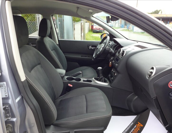 Nissan Qashqai SUV / Terénní 1,6 l 86 kw
