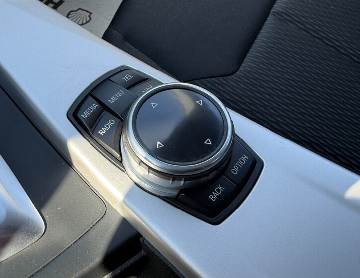 BMW Řada 3 Sedan 3,0 l 225 kw