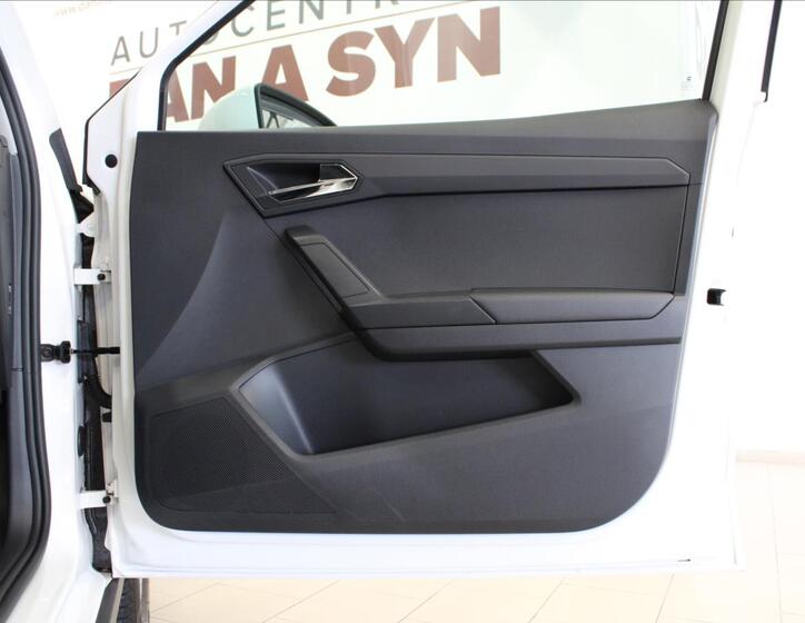 Seat Arona 11