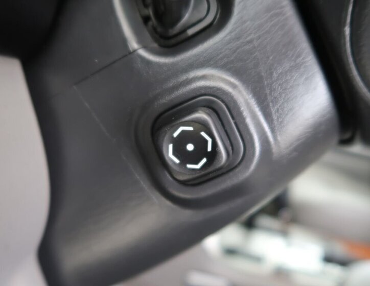 Toyota Land Cruiser SUV 4,7 l 175 kw