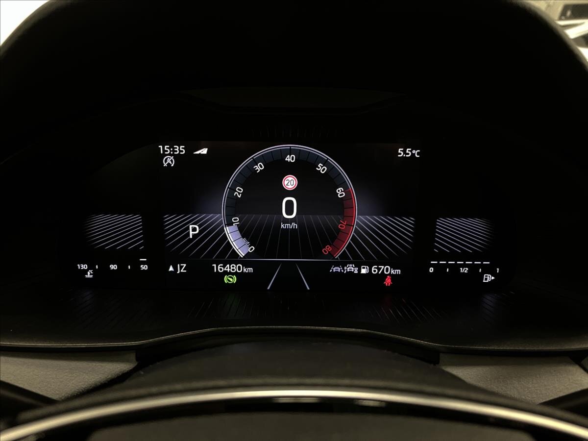 Škoda Scala Hatchback 1,5 l 110 kw