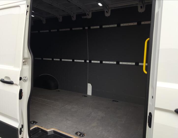 Volkswagen Crafter 22