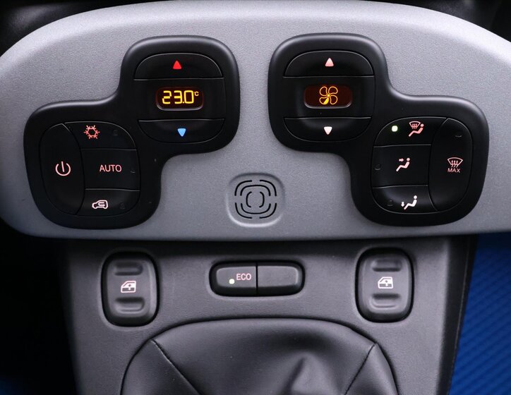 Fiat Panda Hatchback 875,0 62 kw