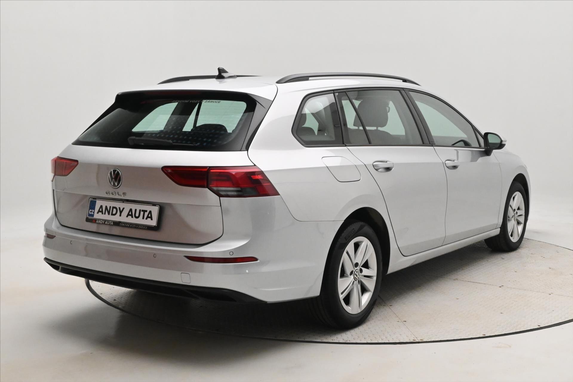 Volkswagen Golf Kombi 2,0 l 85 kw