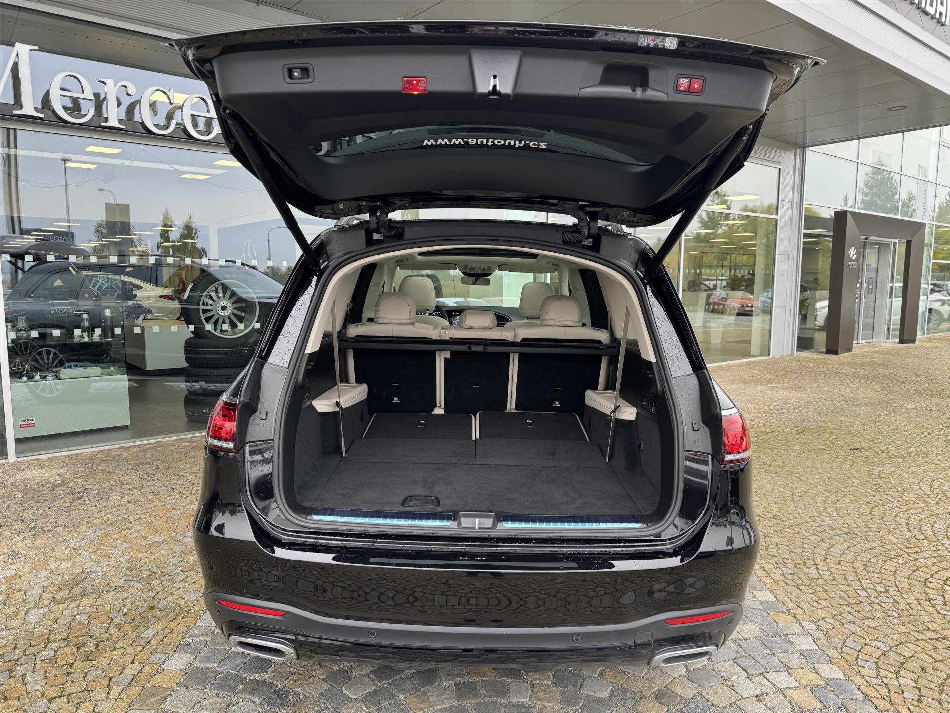 Mercedes-Benz GLS SUV / Terénní 3,0 l 270 kw