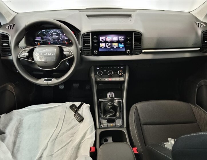 Škoda Karoq SUV 1,5 l 110 kw