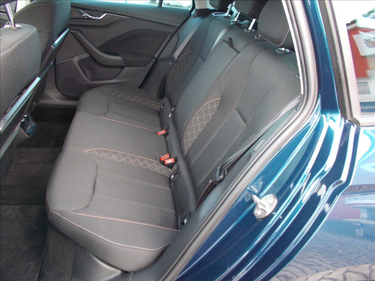 Škoda Kamiq SUV 999,0 85 kw