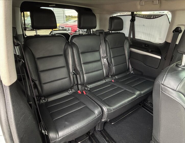 Peugeot Traveller 14