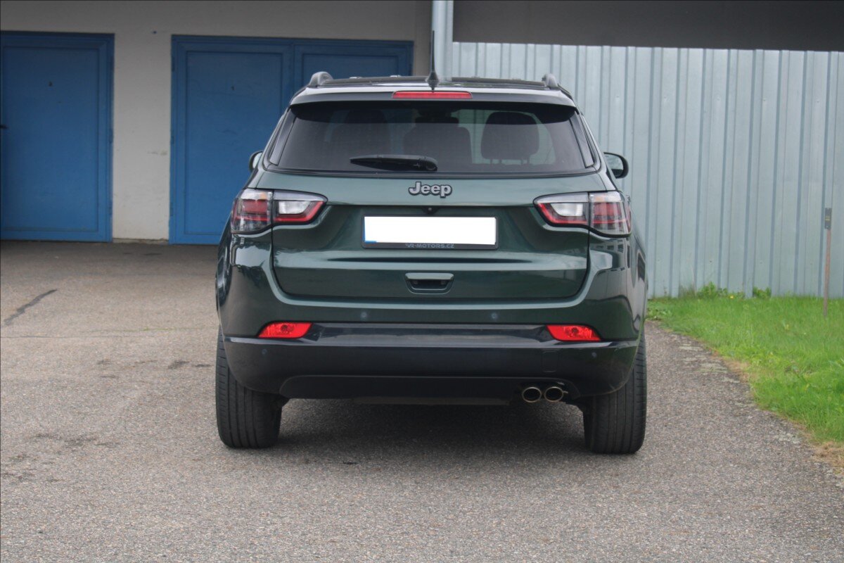 Jeep Compass SUV 1,3 l 110 kw