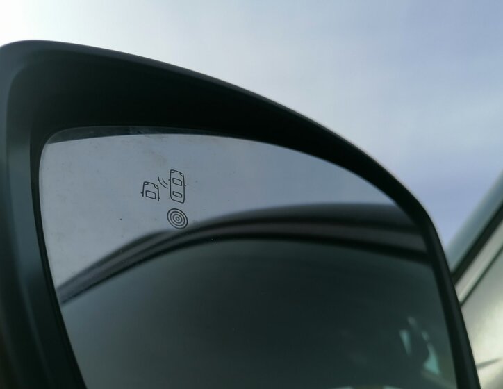 Peugeot 2008 SUV / Terénní 1,2 l 96 kw