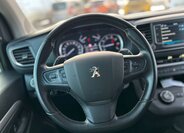 Peugeot Traveller 17