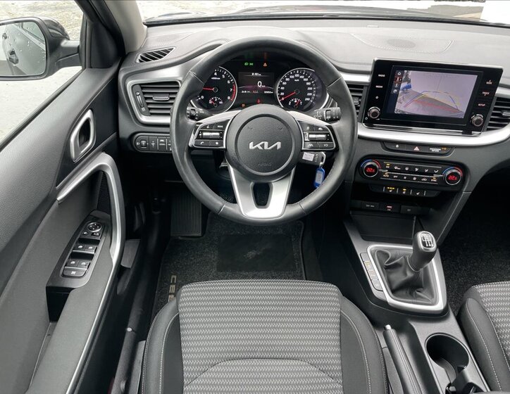 KIA Ceed Hatchback 998,0 74 kw