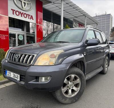 Toyota Land Cruiser 4