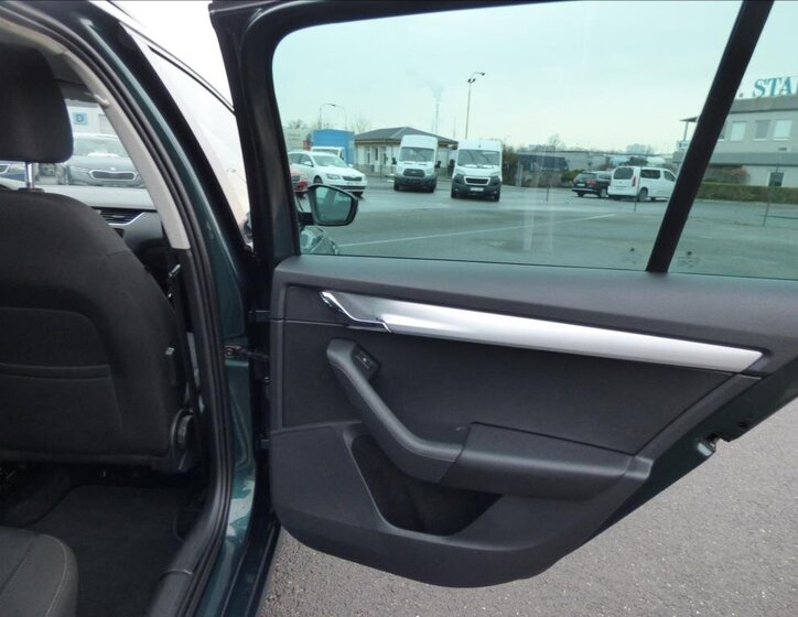 Škoda Octavia Kombi 2,0 l 110 kw