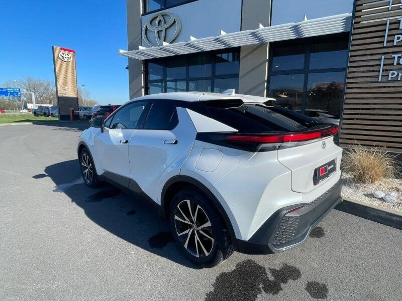Toyota C-HR SUV / Terénní 2,0 l 112 kw