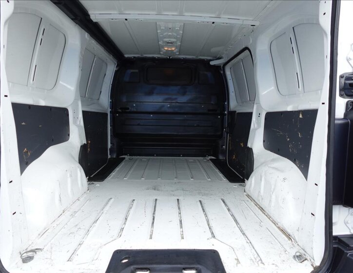Opel Vivaro Ostatní 1,5 l 75 kw