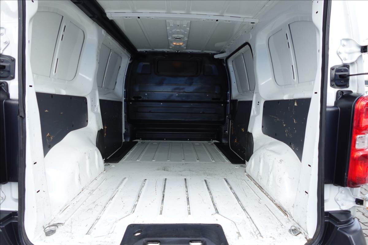 Opel Vivaro Ostatní 1,5 l 75 kw