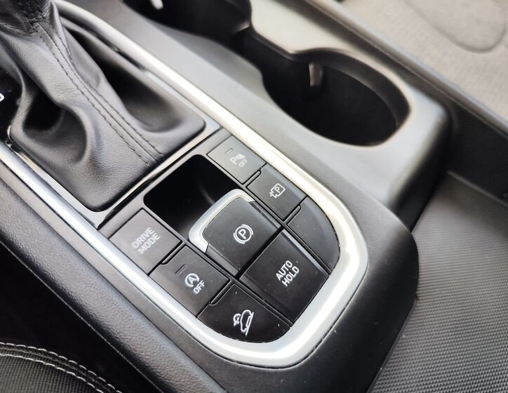 Hyundai Santa Fe SUV / Terénní 2,2 l 142 kw